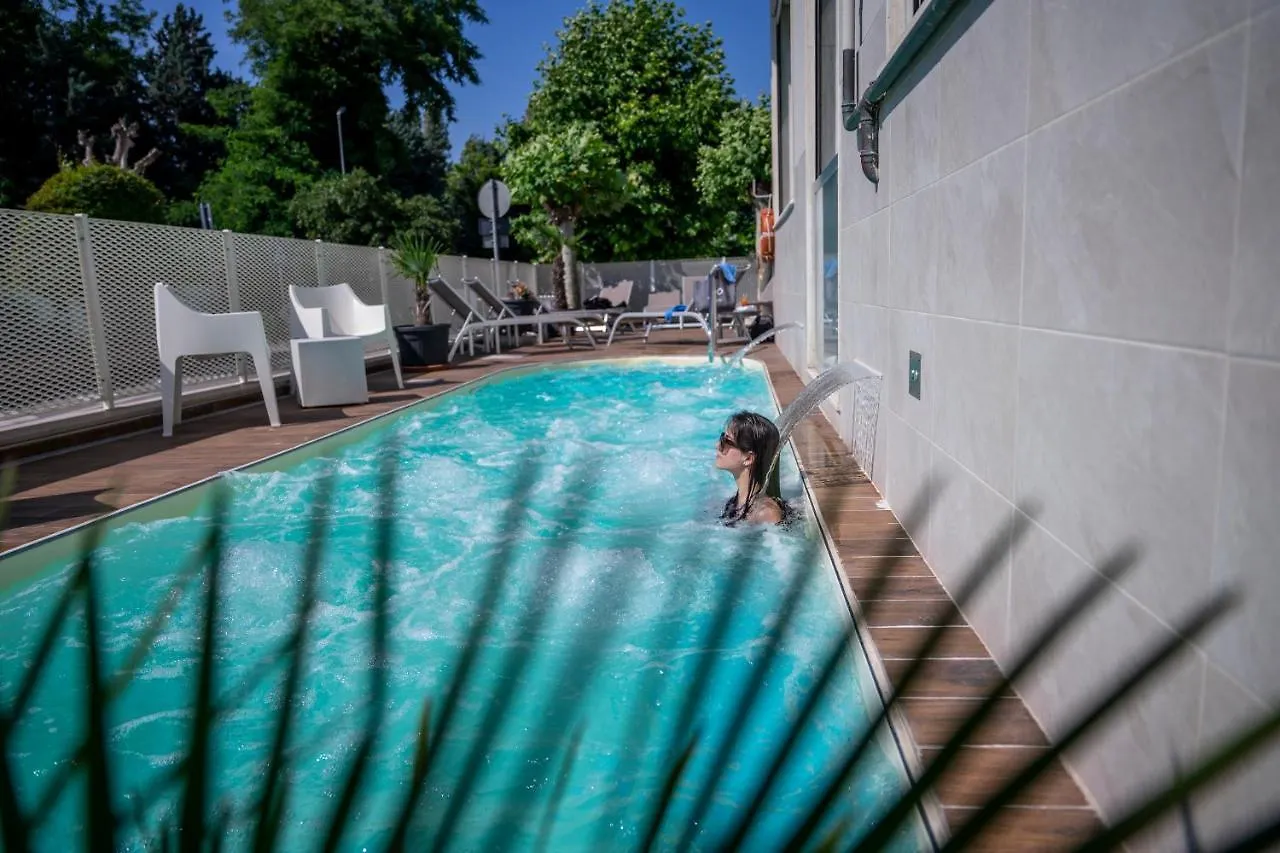 Daniel Apartments Bellaria-Igea Marina 0*,  Italy